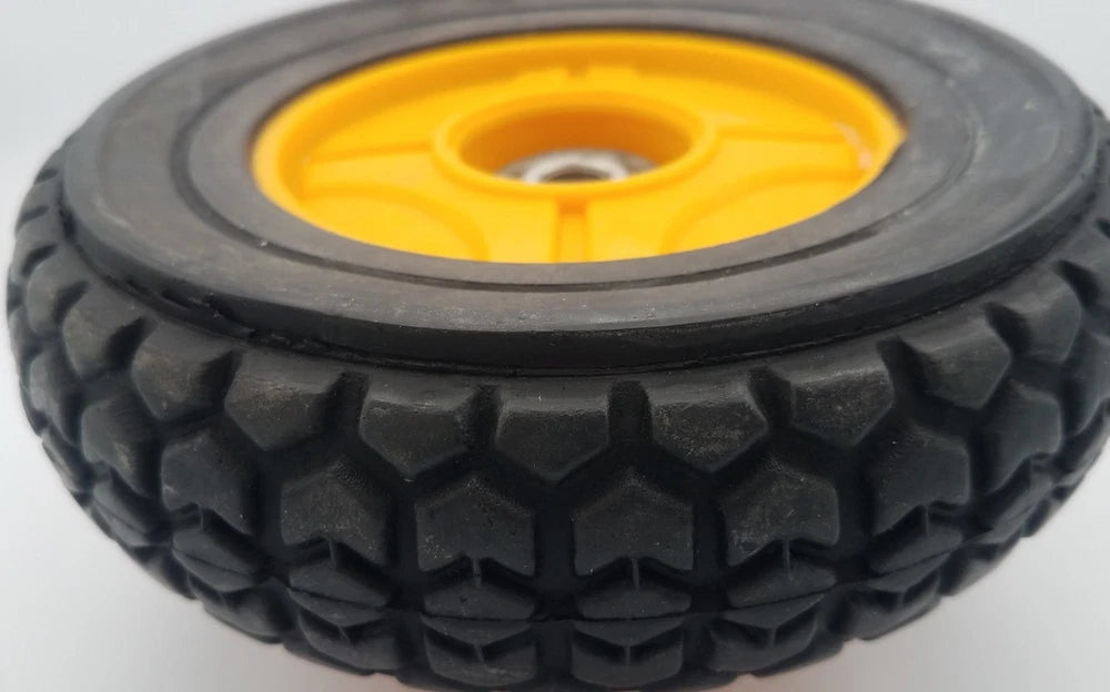 Genuine OEM  McLane 1  Tire 7058, 7058-7 For A Hedger 7061-7